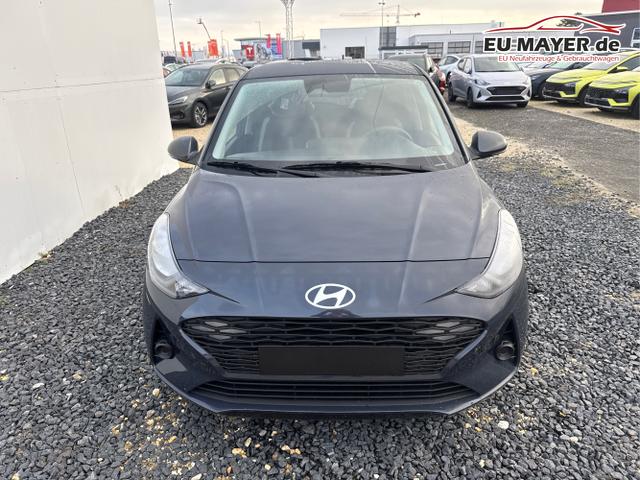 Hyundai / i10 / Grau / / / AUT NAVI SHZ RFK TEMPOMAT 