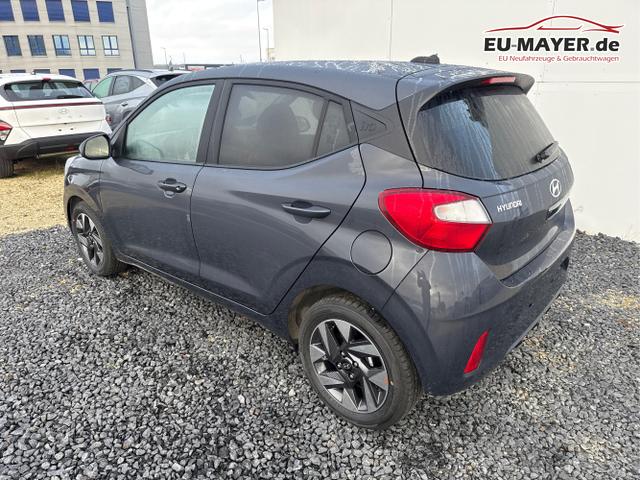 Hyundai / i10 / Grau / / / AUT NAVI SHZ RFK TEMPOMAT 
