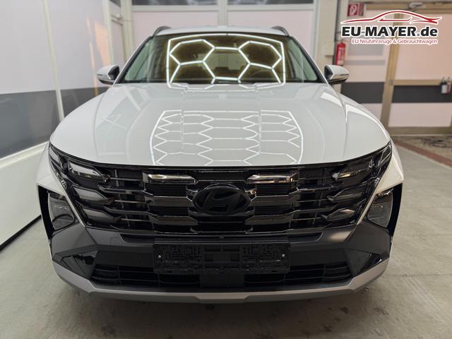 Hyundai TUCSON STYLE AUT ACC 18ALU KLIMAAUTOMATIK TOTWINKEL NAVI SHZ RFK PDC 