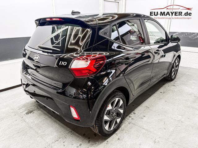 Hyundai i10 PREMIUM AUT SHZ KLIMAAUTOMATIK AMBIENTE ALU RFK PDC NAVI 