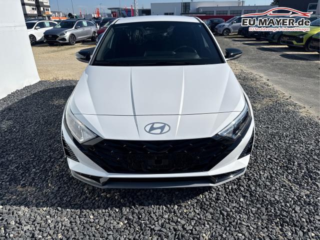 Hyundai / i20 / Wei&szlig; / / / BLACK PACK KLIMAAUTOMATIK NAVI WP