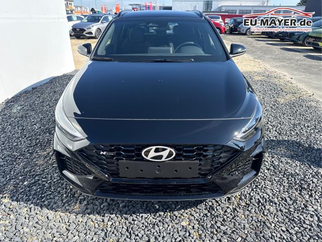 Hyundai / i30 / Schwarz / / / DCT N-LINE SHZ NAVI RFK