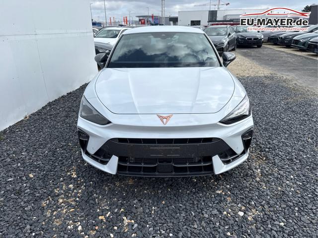 Cupra / Leon / Wei&szlig; / / / DSG NAVI INTELLIGENT DRIVE ACC SHZ KEYLESS