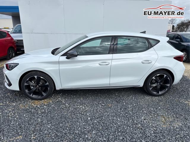 Cupra / Leon / Wei&szlig; / / / DSG NAVI INTELLIGENT DRIVE ACC SHZ KEYLESS