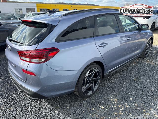 Hyundai / i30 / Grau / / / 
