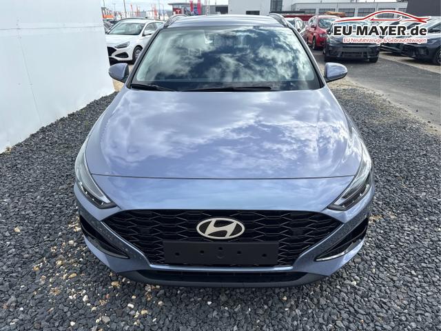 Hyundai / i30 / Grau / / / 