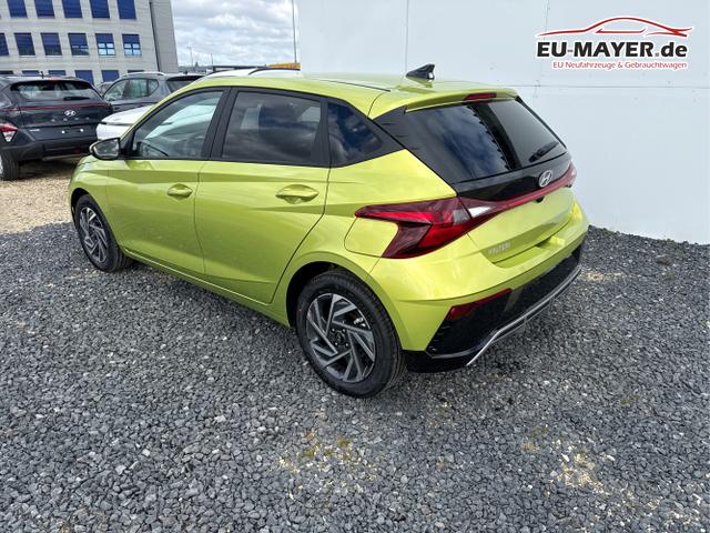 Hyundai / i20 / Grau / / / 