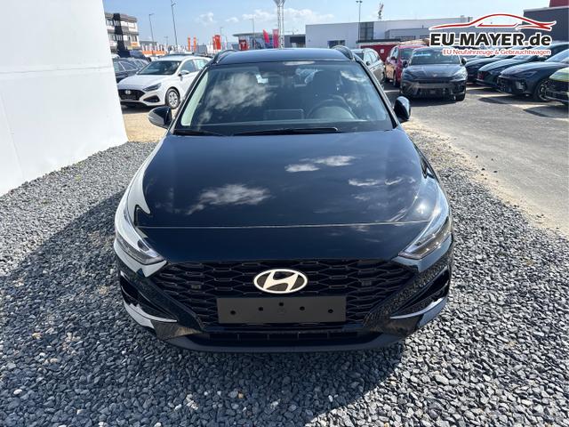 Hyundai / i30 / Grau / / / 