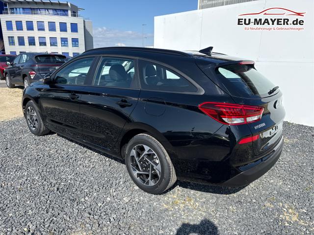 Hyundai / i30 / Grau / / / 