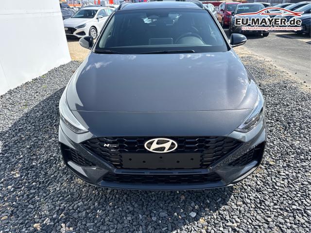 Hyundai / i30 / Grau / / / 