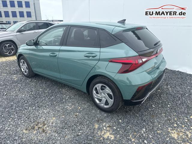 Hyundai / i20 / Grau / / / 