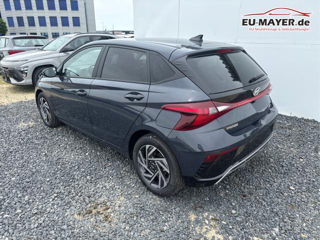 Hyundai / i20 / Grau / / / 