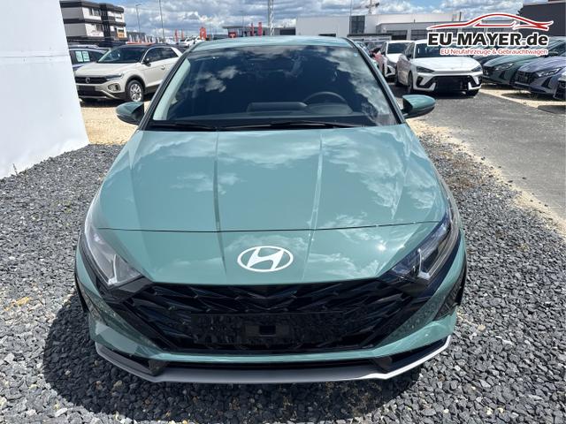 Hyundai / i20 / Grau / / / 