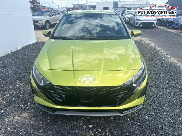 Hyundai / i20 / Grau / / / 