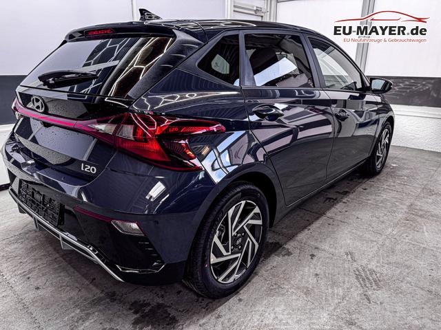 Hyundai i20 COMFORT DCT NAVI SHZ RFK ALU PDC 