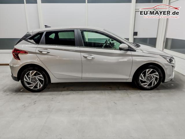 Hyundai i20 COMFORT DCT NAVI SHZ RFK ALU PDC 