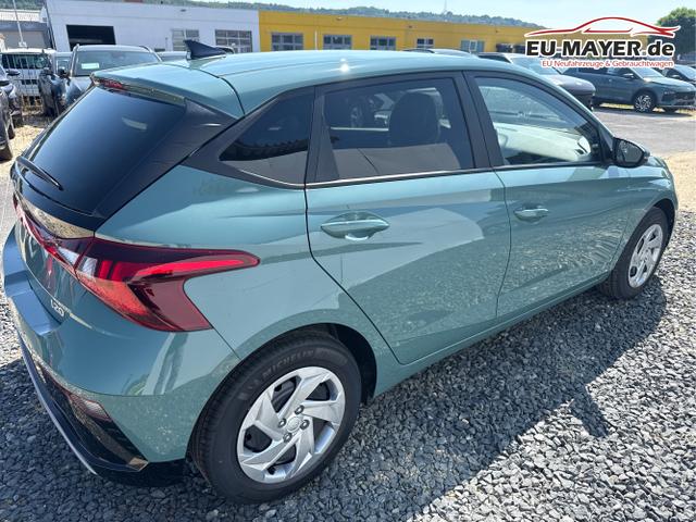 Hyundai / i20 / Grau / / / 