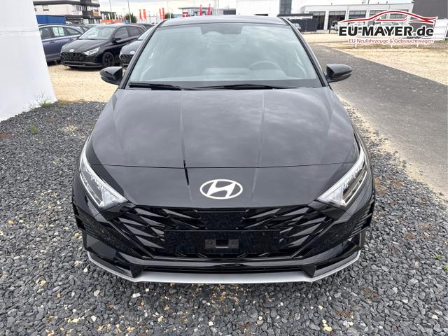 Hyundai / i20 / Grau / / / 