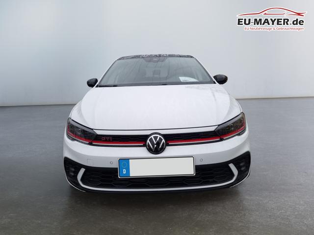 Volkswagen / Polo / Weiß / / / 