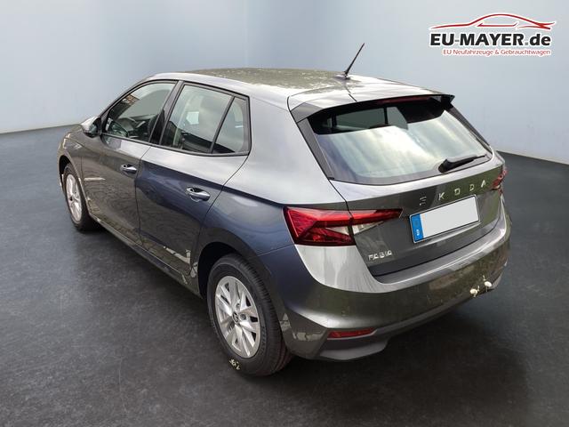 Skoda / Fabia / Grau / / / 