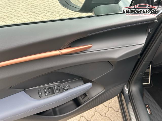 CUPRA / Terramar / Grau / / / 1.5 TSI DSG / 3 J. Garantie AHK