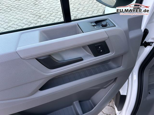 Volkswagen / Crafter Kastenwagen / Wei&szlig; / / / 30 2.0 TDI MR L3H2 / 4 J. Garantie