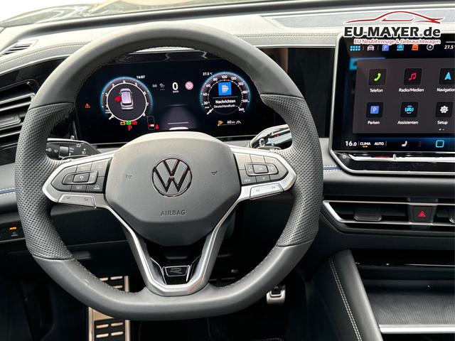 Volkswagen / Tiguan / Schwarz / / / DSG+HARMAN+20 ALU+MATRIX+MASSAGE+ACC+KAMERA