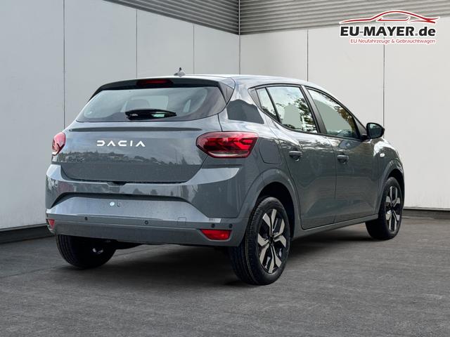 Dacia / Sandero / / / / KAMERA+SHZ+PDC+DAB+KLIMA