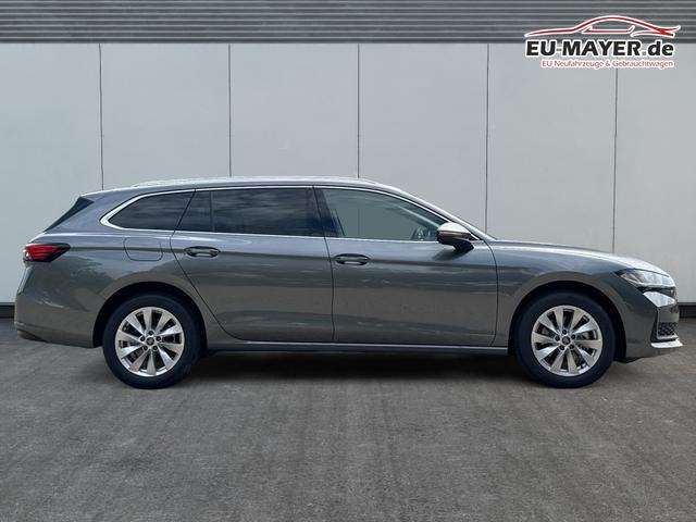 Skoda / Superb Combi / / / / DSG+ NAVI+AHK+EL. HECKKL.+KESSY+SHZ V+H, Beispielbilder, ggf. teilweise mit Sonderausstattung