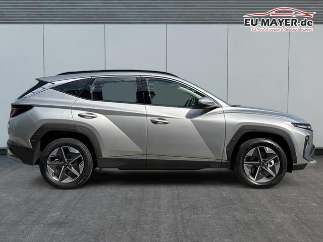Hyundai / TUCSON / Silber / / / Hybrid NAVI+KAMERA+SHZ+LED+TEMPOMAT+17 ALU+PDC, Beispielbilder, ggf. teilweise mit Sonderausstattung