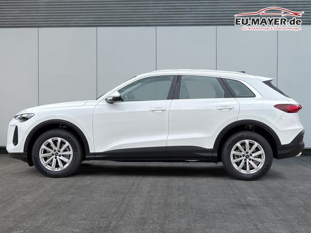 Audi / Q5 / Wei&szlig; / / / QUATTRO+NAVI+KAMERA+AHK+SHZ+PDC+ACC