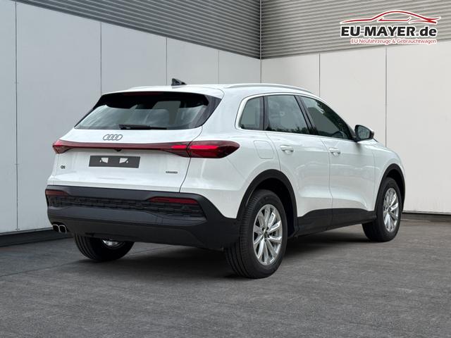 Audi / Q5 / Wei&szlig; / / / QUATTRO+NAVI+KAMERA+AHK+SHZ+PDC+ACC