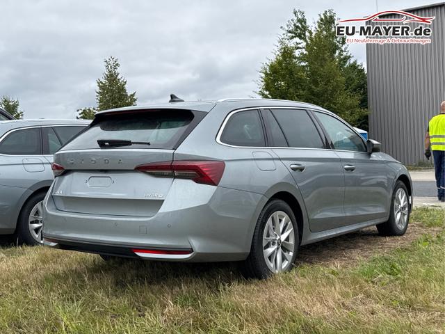Skoda / Octavia Combi / Silber / / / ACC+AHK+eHK+KAM+PDC+LED+17ALU+SHZ, Beispielbilder, ggf. teilweise mit Sonderausstattung