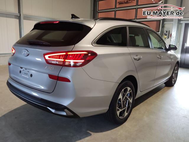 Hyundai / i30 Kombi / Silber / / / , Beispielbilder, ggf. teilweise mit Sonderausstattung