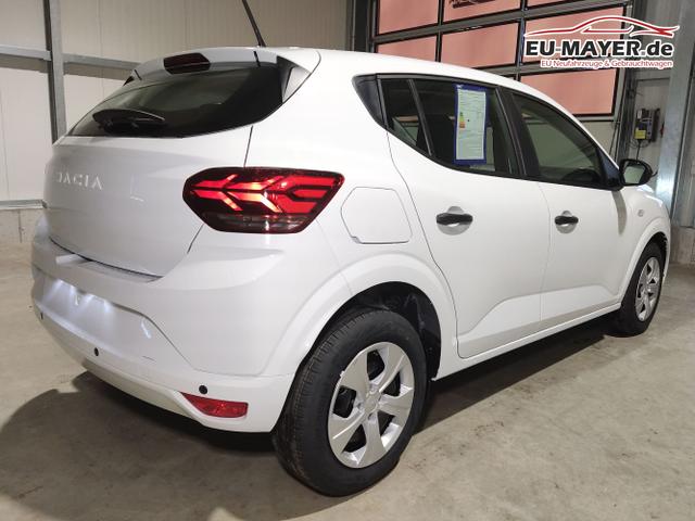 Dacia / Sandero / Wei&szlig; / / / , Beispielbilder, ggf. teilweise mit Sonderausstattung