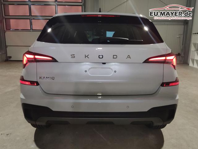 Skoda / Kamiq / Wei&szlig; / / / , Beispielbilder, ggf. teilweise mit Sonderausstattung