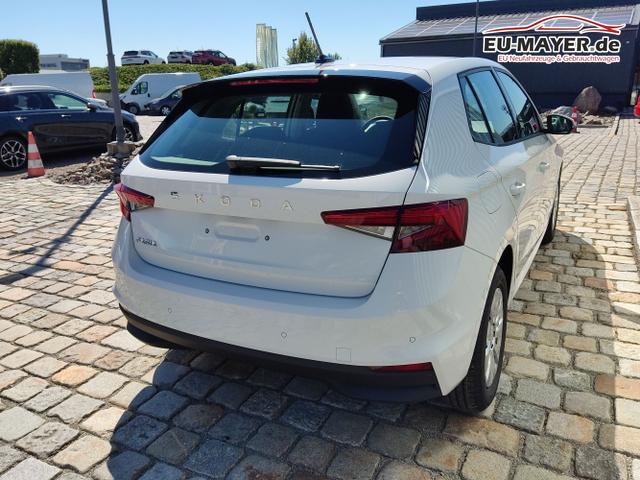 Skoda / Fabia / Wei&szlig; / / / , Beispielbilder, ggf. teilweise mit Sonderausstattung