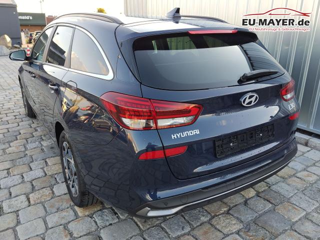 Hyundai / i30 Kombi / Blau / / / , Beispielbilder, ggf. teilweise mit Sonderausstattung