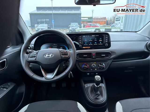 Hyundai / i10 / Grau / / / 