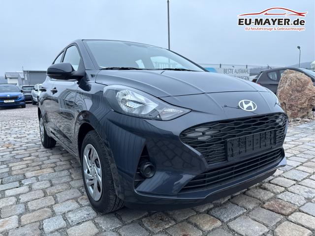 Hyundai / i10 / Grau / / / 