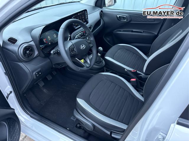 Hyundai / i10 / Silber / / / 