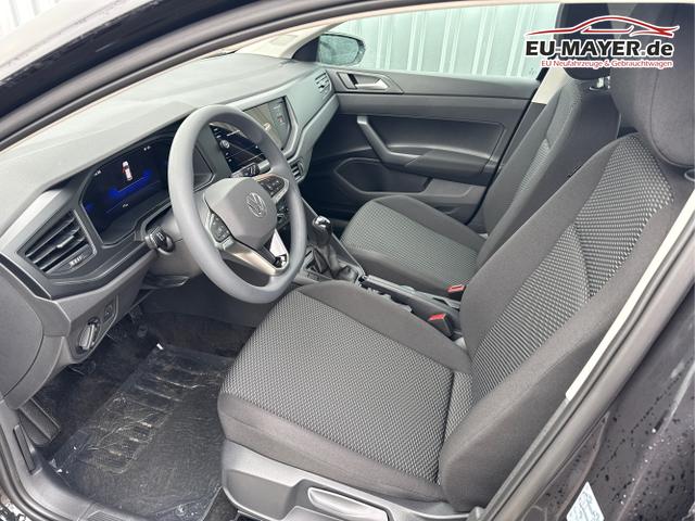 Volkswagen / POLO / Schwarz / / / 