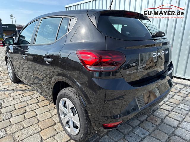 Dacia / Sandero / Schwarz / / / , Beispielbilder, ggf. teilweise mit Sonderausstattung
