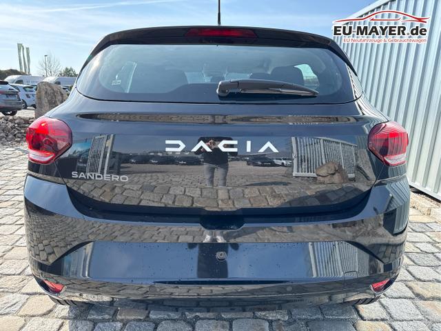 Dacia / Sandero / Schwarz / / / , Beispielbilder, ggf. teilweise mit Sonderausstattung