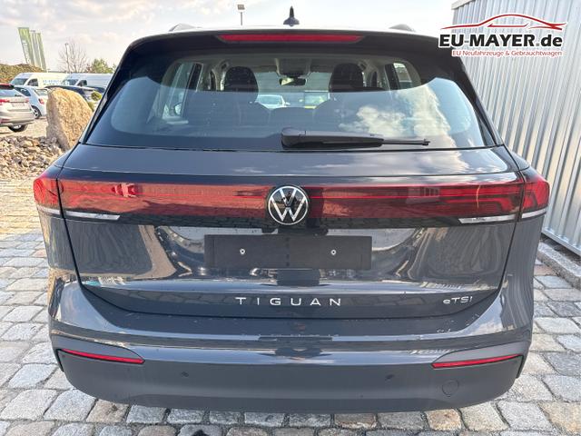 Volkswagen / Tiguan / Grau / / / , Beispielbilder, ggf. teilweise mit Sonderausstattung