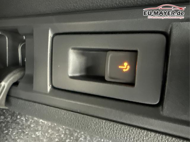 Skoda / Octavia Combi / Schwarz / / / , Beispielbilder, ggf. teilweise mit Sonderausstattung