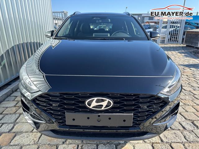 Hyundai / i30 Kombi / Schwarz / / / , Beispielbilder, ggf. teilweise mit Sonderausstattung