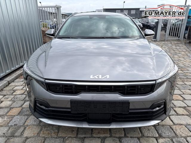 Kia / K4 Sportswagon / Silber / / / , Beispielbilder, ggf. teilweise mit Sonderausstattung