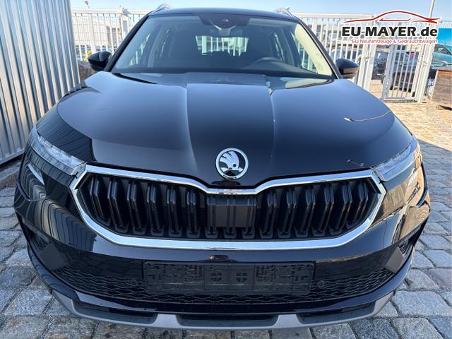 Skoda / Kamiq / Schwarz / / / 130 Jahre Premium Edition 1.5 TSI 150 PS DSG Anh&auml;ngerkupplung-AppleCarPlay-AndroidAuto-Winterpaket-Alcantara-DAB-Tempomat-Totwinkelassist-Kamera-SunSet-el.Heckklappe-17''Alu, Beispielbilder, ggf. teilweise mit Sonderausstattung