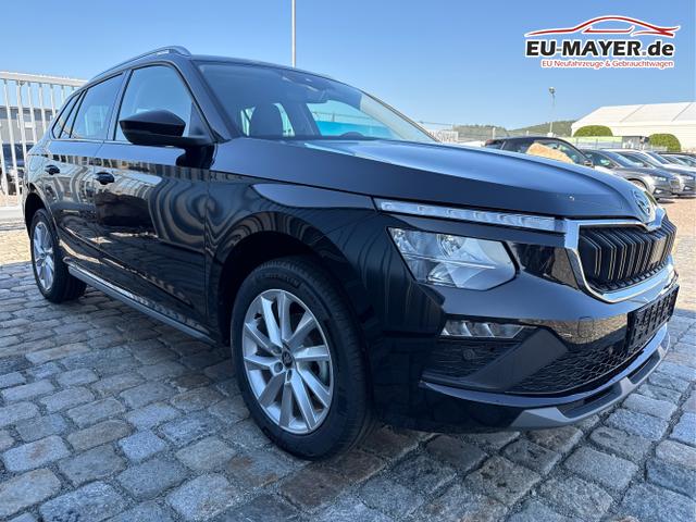 Skoda / Kamiq / Schwarz / / / 130 Jahre Premium Edition 1.5 TSI 150 PS DSG Anh&auml;ngerkupplung-AppleCarPlay-AndroidAuto-Winterpaket-Alcantara-DAB-Tempomat-Totwinkelassist-Kamera-SunSet-el.Heckklappe-17''Alu, Beispielbilder, ggf. teilweise mit Sonderausstattung